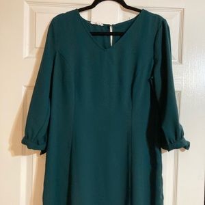 3/4 sleeve shift dress with bow detail on sleeve